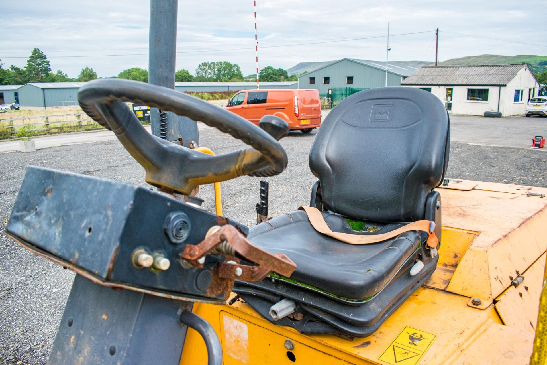 Terex 6 tonne swivel skip dumper Reg No: Q880 WAG   c/w V5 Road Reg Certificate Year: 2013 S/N: - Image 18 of 19