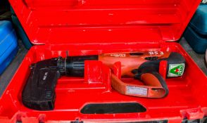 Hilti DX460 nail gun  c/w carry case  A650885