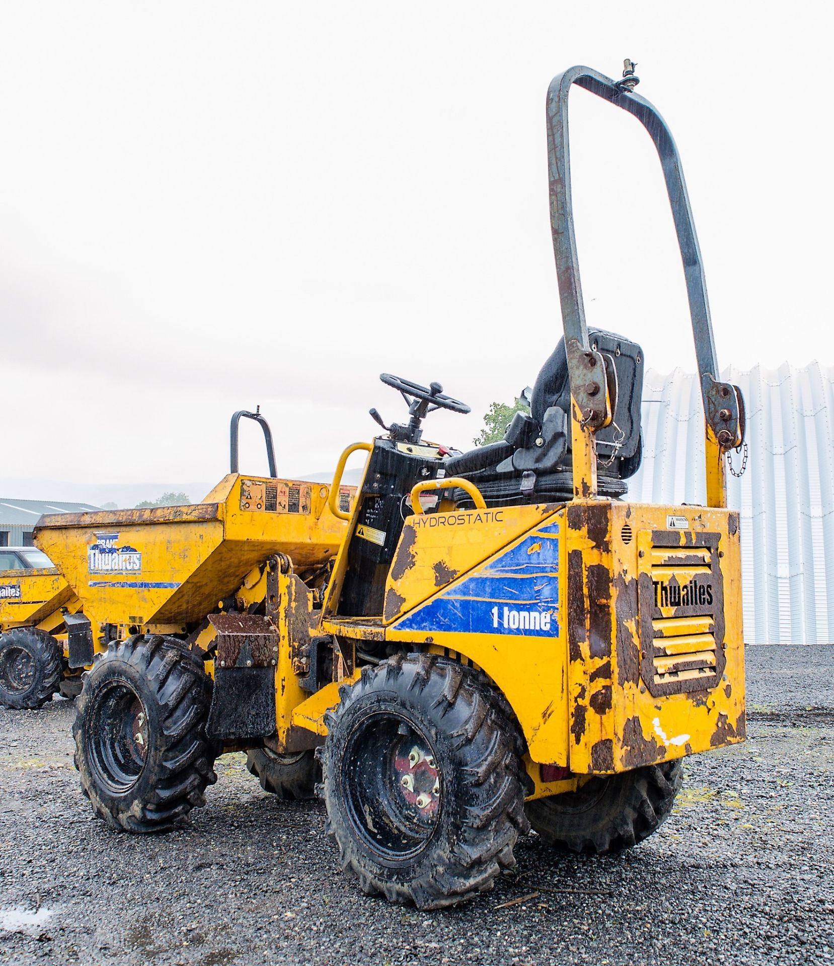 Thwaites 1 tonne hydrostatic hi-tip dumper Year: 2005 S/N: 504A8515 Recorded Hours: 2518 220E0058 - Image 3 of 19