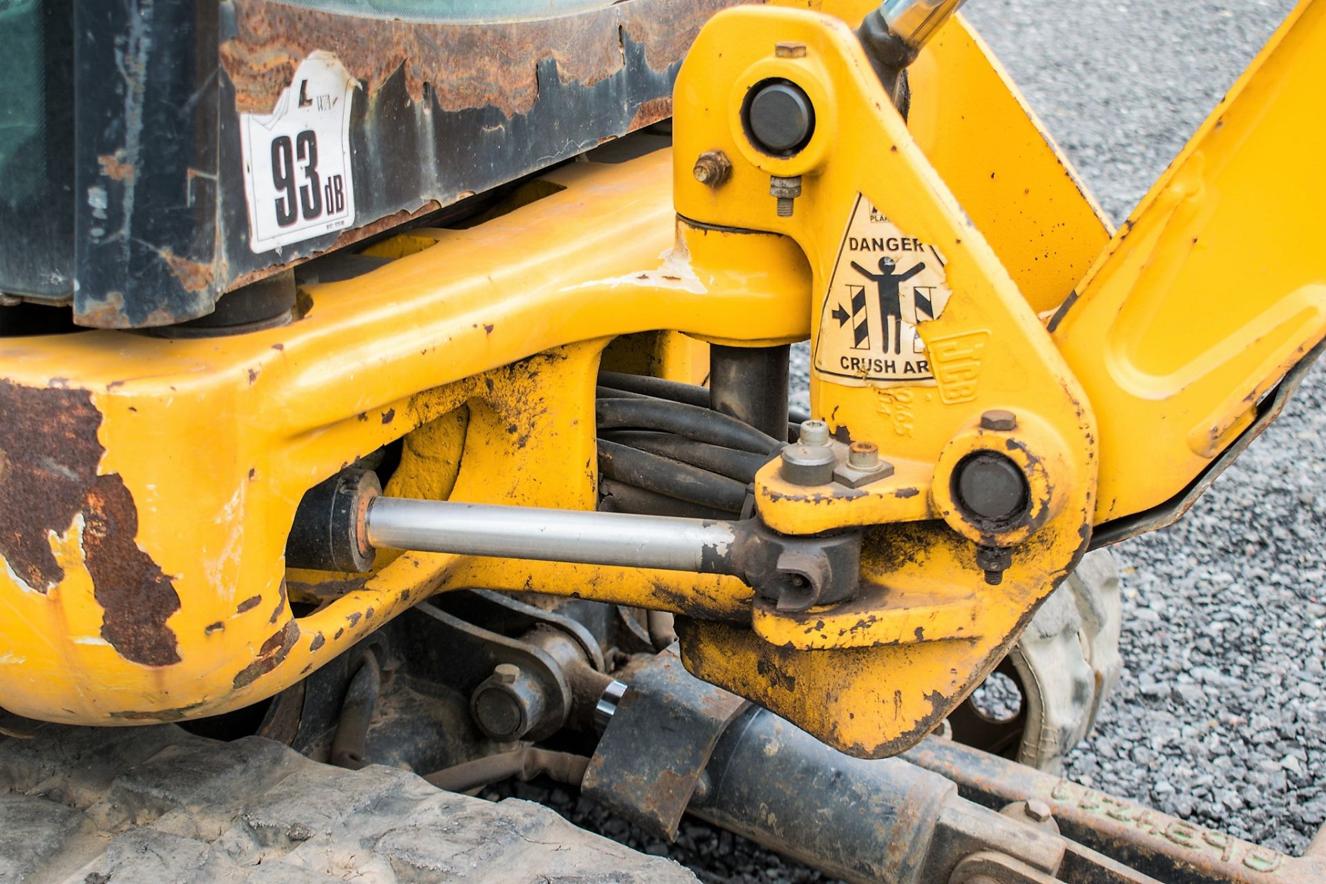 JCB 8016 CTS 1.5 tonne rubber tracked mini excavator Year: 2014 S/N: 2071572 Recorded Hours: 1974 - Image 17 of 25