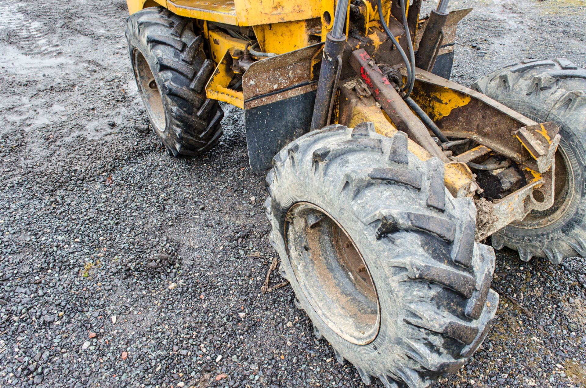 Thwaites 1 tonne hydrostatic dumper Year: 2005 S/N: 503A7990 Recorded Hours: 3044 220E0011 - Image 9 of 19