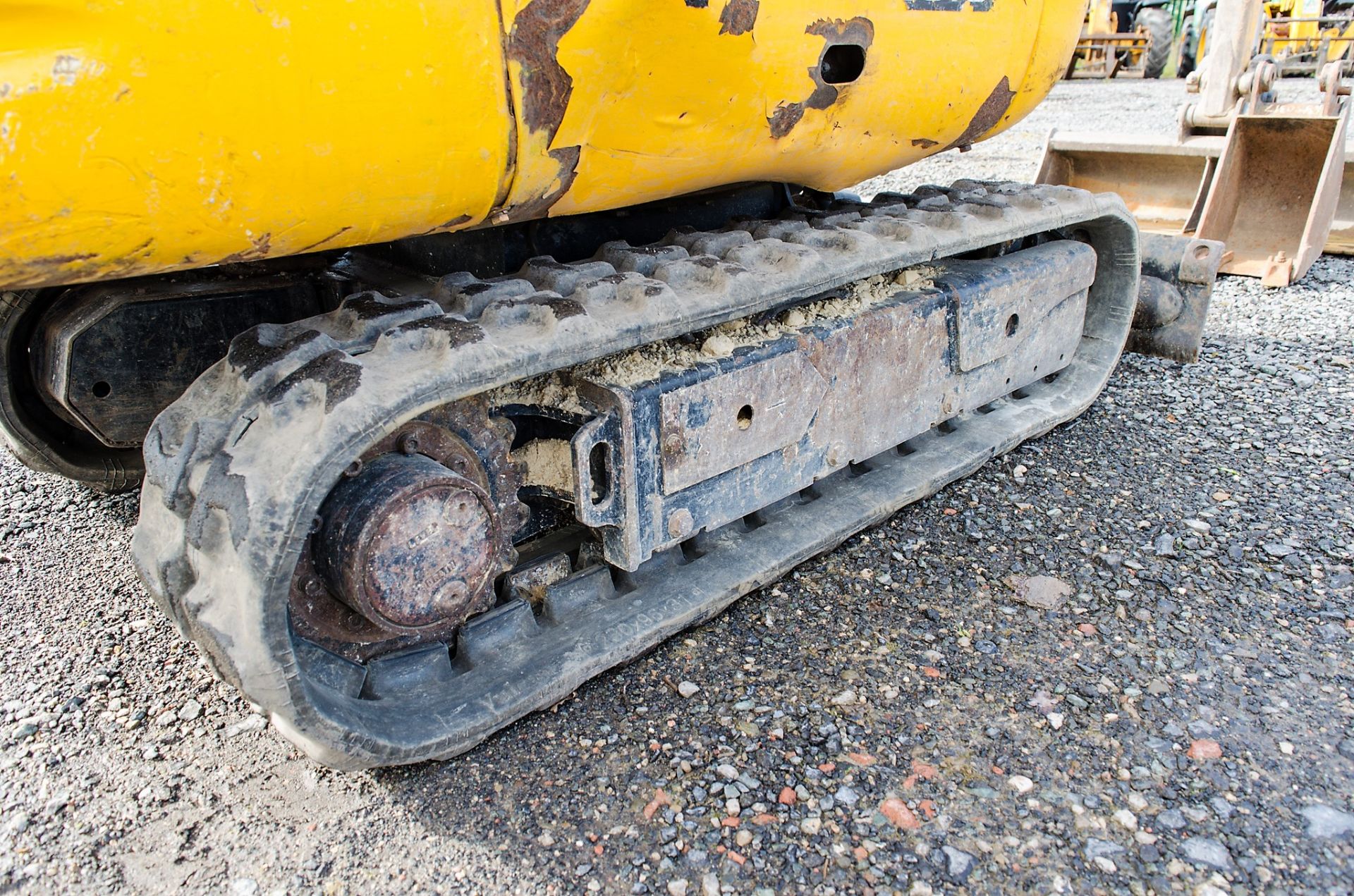 JCB 8014 CTS 1.5 tonne rubber tracked mini excavator Year: 2011 S/N: 1627296 Recorded Hours: 1655 - Image 9 of 19