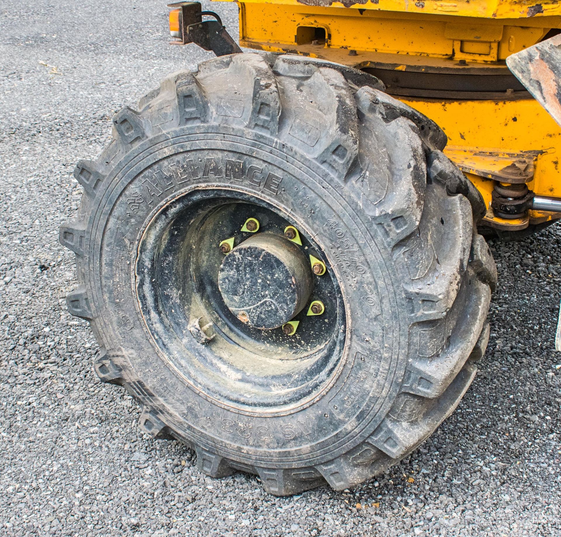 Thwaites 6 tonne swivel skip dumper  Reg No: MX64 OJD   c/w V5 Road Reg Certificate Year: 2013  S/N: - Image 9 of 18