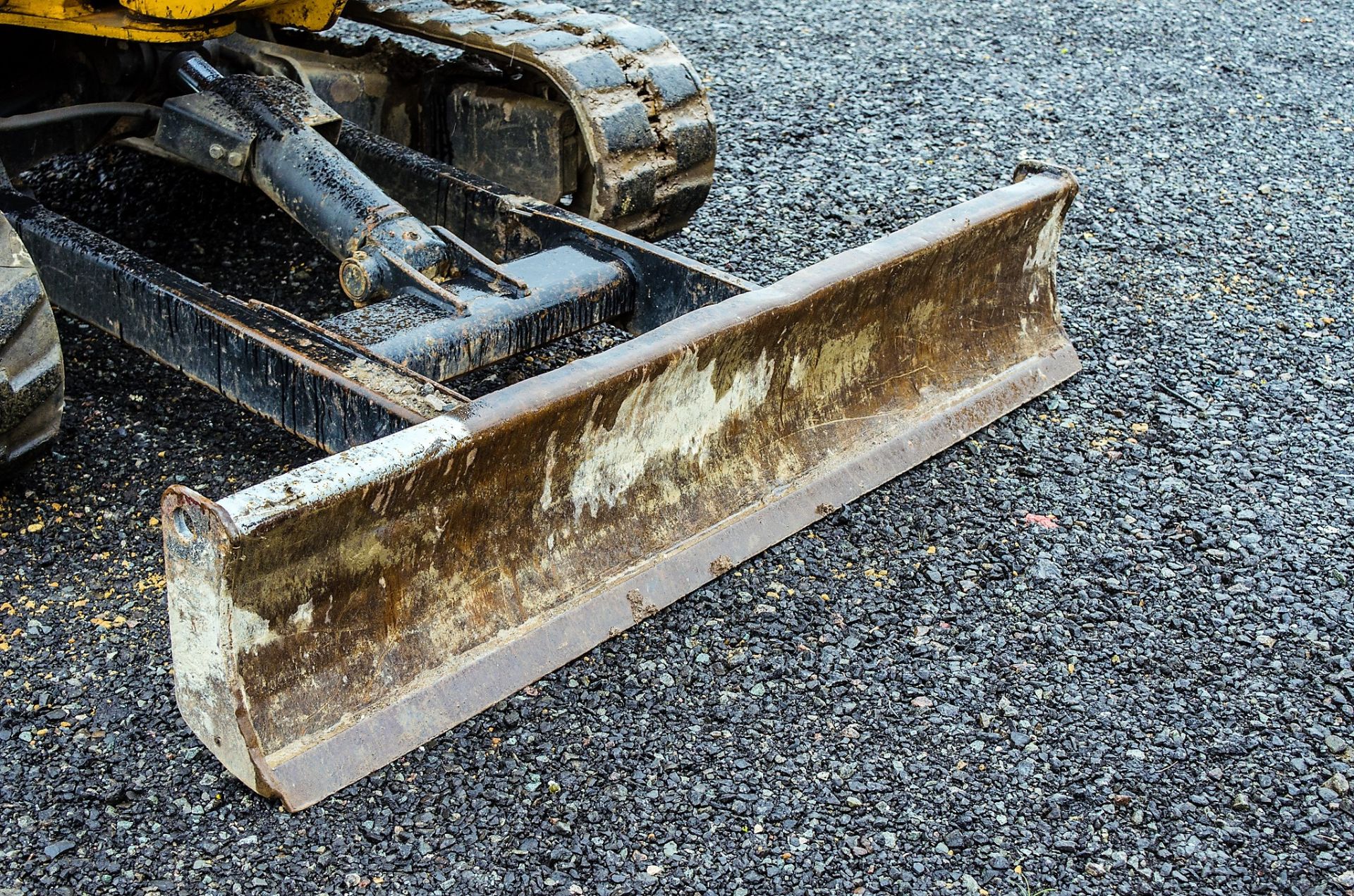 JCB 8030 3 tonne rubber tracked mini excavator Year: 2012 S/N: 2021567 Recorded Hours: 3523 blade, - Image 11 of 21