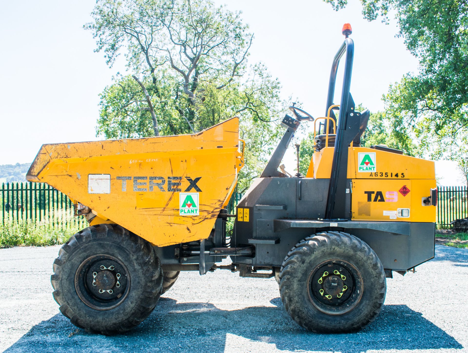 Terex TA9 9 tonne straight skip dumper  Year: 2014 S/N: PK5837 Recorded Hours: 4296 - Image 8 of 17