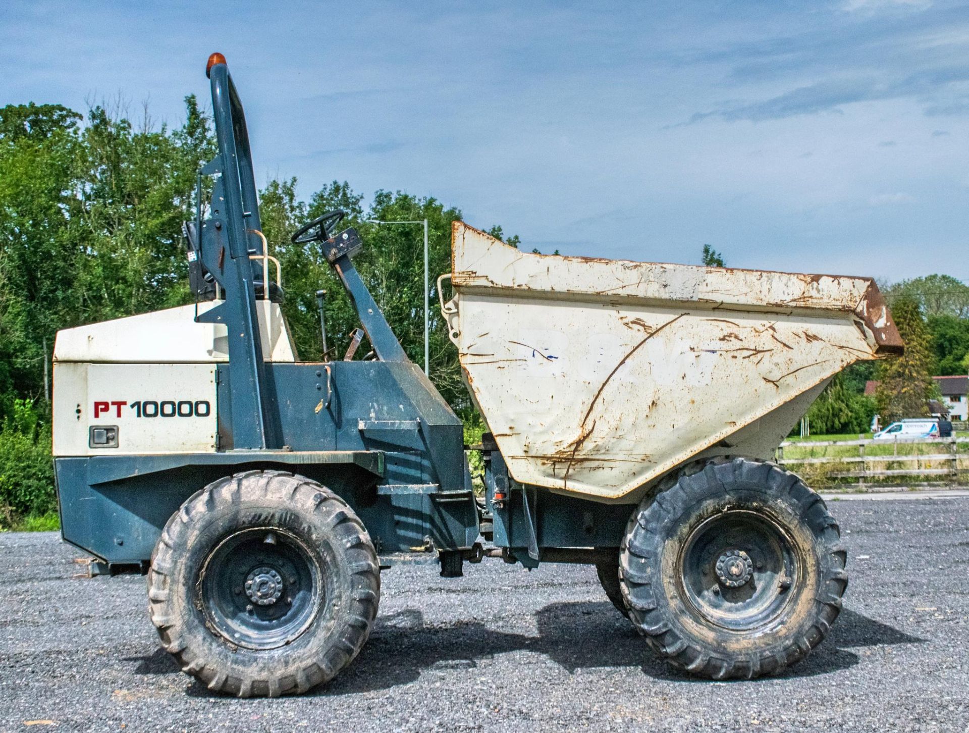 Terex PT10000 9 tonne straight skip dumper Year: 2008 S/N: 803MM061 Recorded hours: Not displayed ( - Image 8 of 19