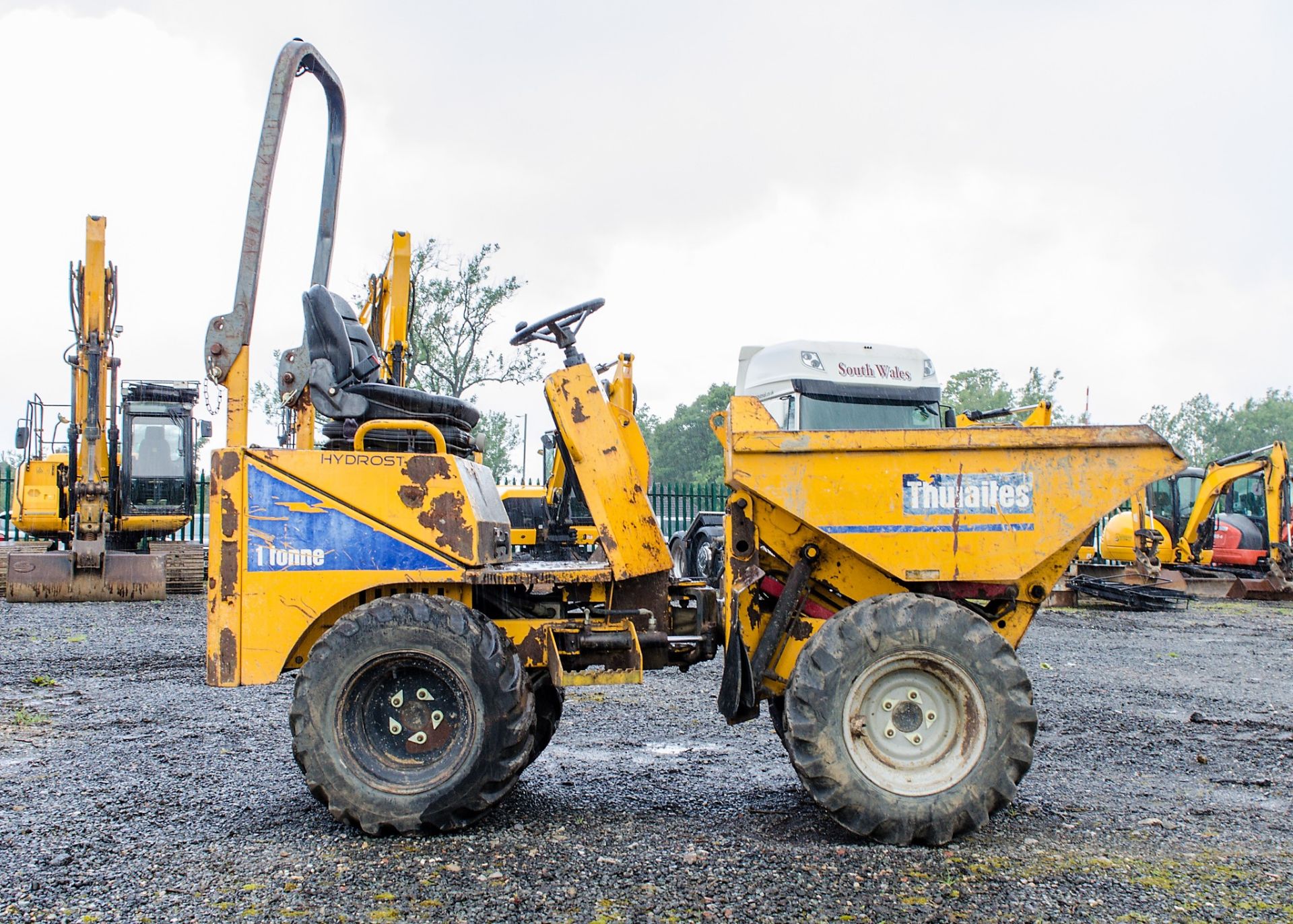 Thwaites 1 tonne hydrostatic hi-tip dumper Year: 2005 S/N: 504A8515 Recorded Hours: 2518 220E0058 - Image 8 of 19