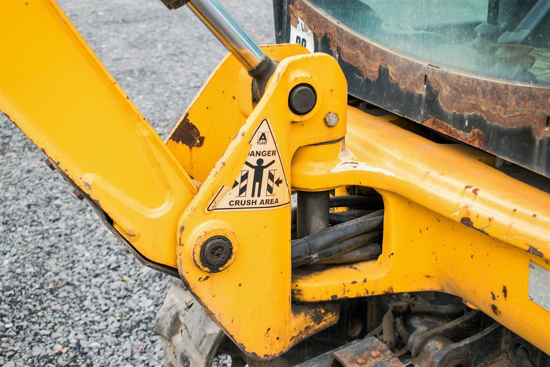 JCB 8016 CTS 1.5 tonne rubber tracked mini excavator Year: 2014 S/N: 2071572 Recorded Hours: 1974 - Image 18 of 25