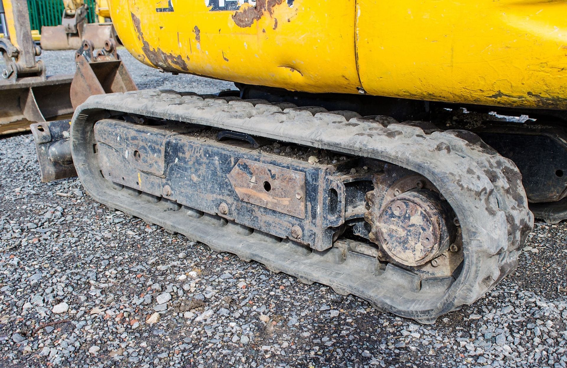 JCB 8014 CTS 1.5 tonne rubber tracked mini excavator Year: 2011 S/N: 1627296 Recorded Hours: 1655 - Image 10 of 19