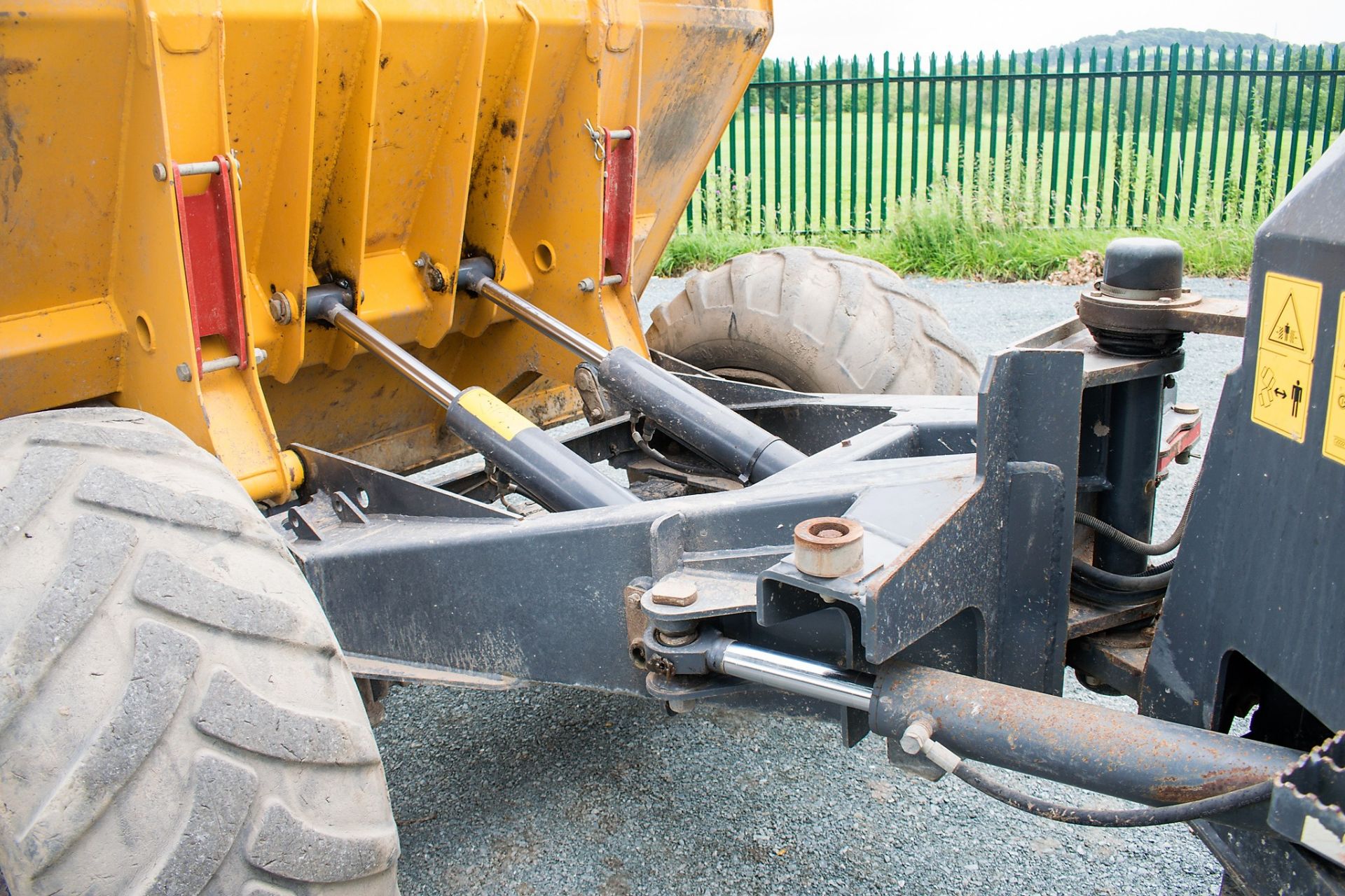 Terex TA9 9 tonne straight skip dumper Reg No: Q603 WGF   c/w V5 Road Reg Certificate Year: 2014 S/ - Image 10 of 21