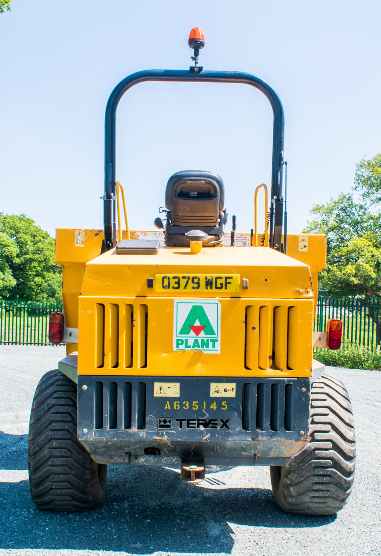 Terex TA9 9 tonne straight skip dumper  Year: 2014 S/N: PK5837 Recorded Hours: 4296 - Image 6 of 17