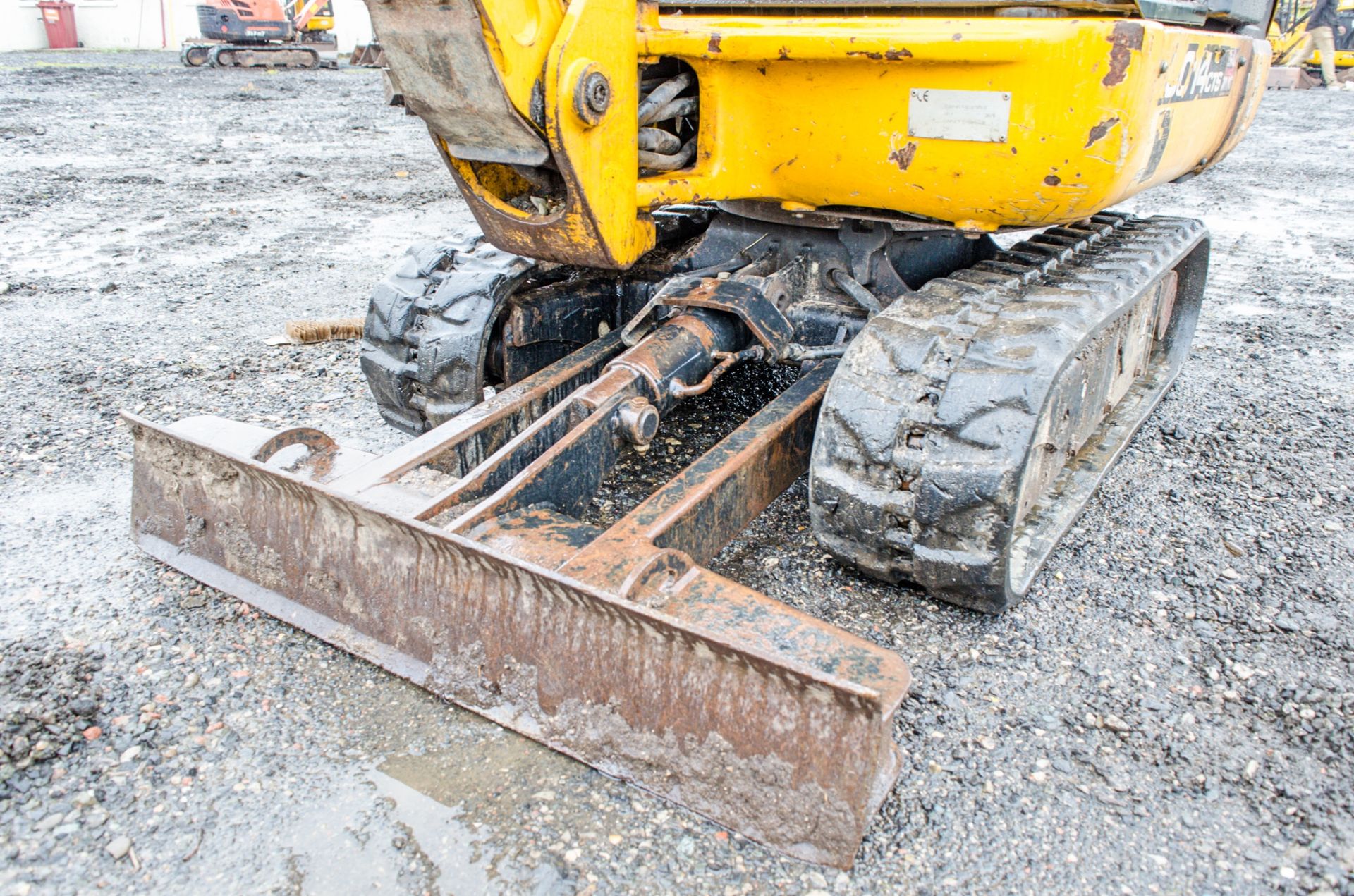 JCB 8014 CTS 1.5 tonne rubber tracked mini excavator Year: 2014 S/N: 2070518 Recorded Hours: 373 - Image 11 of 20