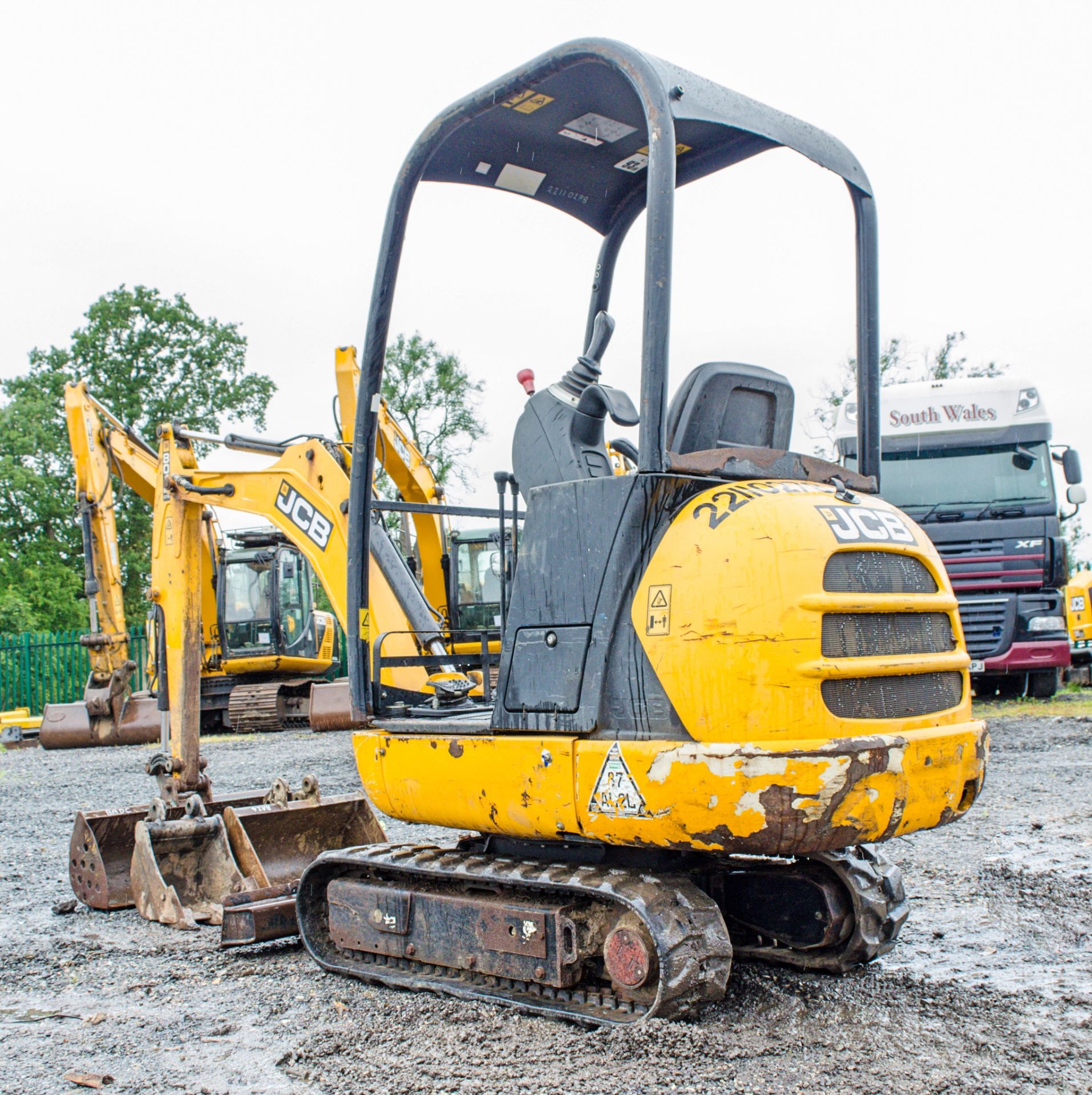 JCB 8014 CTS 1.5 tonne rubber tracked mini excavator Year: 2014 S/N: 2073493 Recorded Hours: 1892 - Image 4 of 20