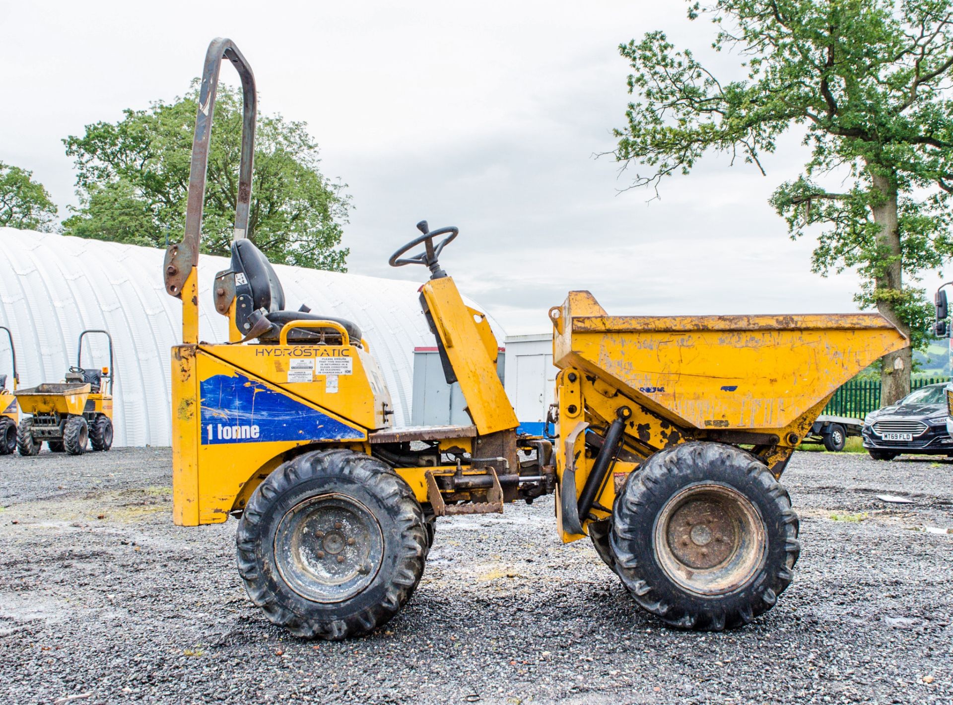 Thwaites 1 tonne hydrostatic dumper Year: 2006 S/N: 605A9416 Recorded Hours: 3065 220E0049 - Image 8 of 19