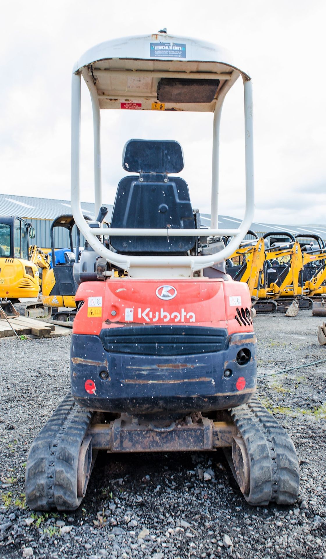 Kubota U17-3 1.7 tonne rubber tracked mini excavator Year: 2011 S/N: H13948 Recorded Hours: 2779 - Image 6 of 20