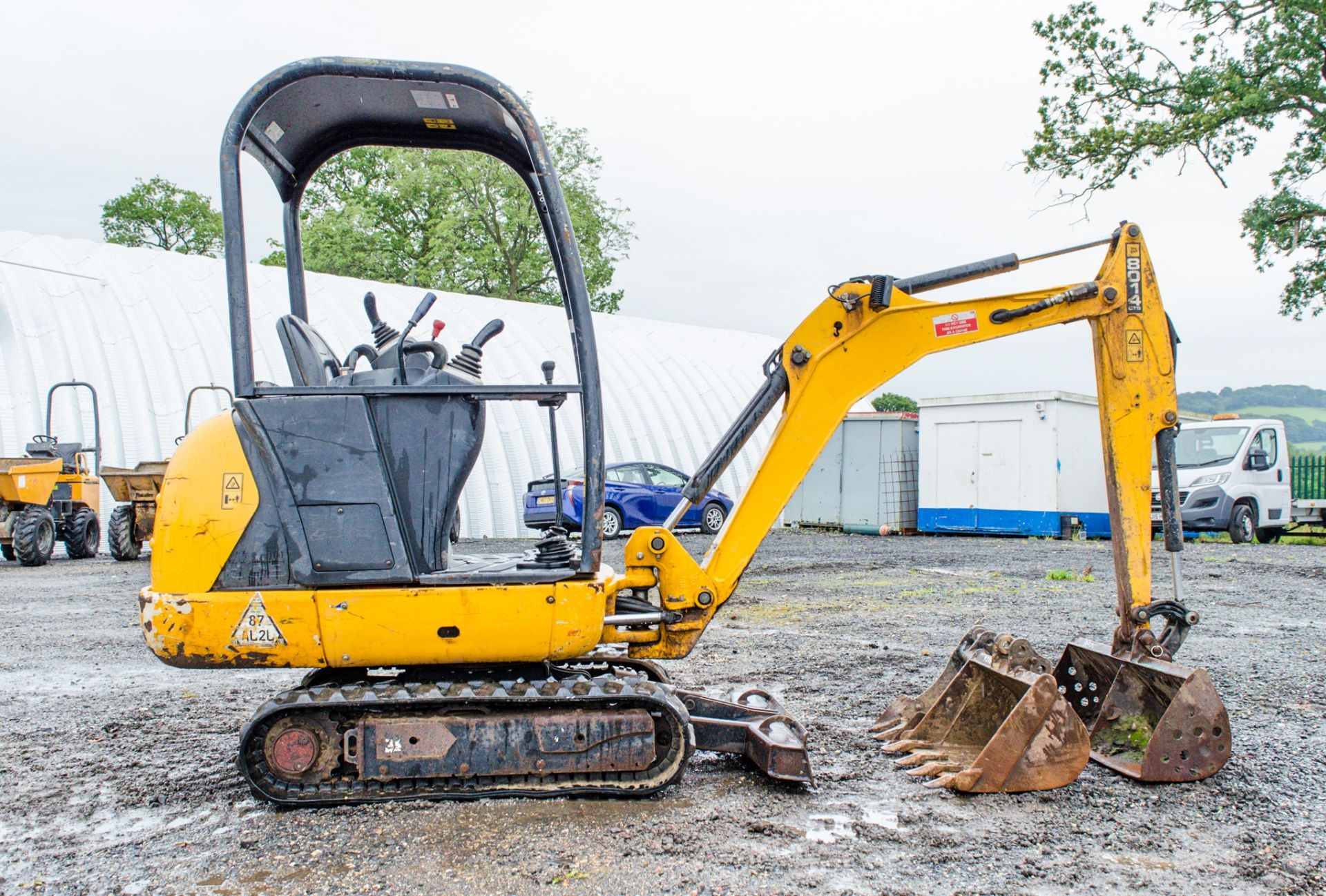 JCB 8014 CTS 1.5 tonne rubber tracked mini excavator Year: 2014 S/N: 2073493 Recorded Hours: 1892 - Image 8 of 20