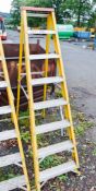 8 tread fibre glass framed step ladder