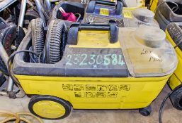 Karcher Puzzi 100 240v carpet cleaning machine