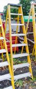 8 tread fibre glass framed step ladder