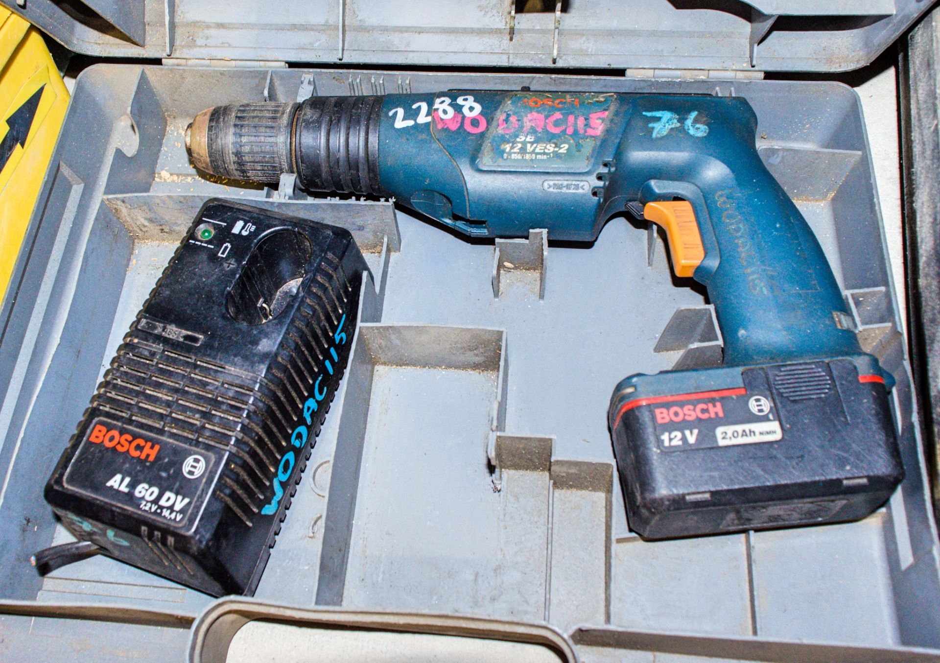 Bosch cordless power drill c/w battery, charger (cord cut) & carry case
