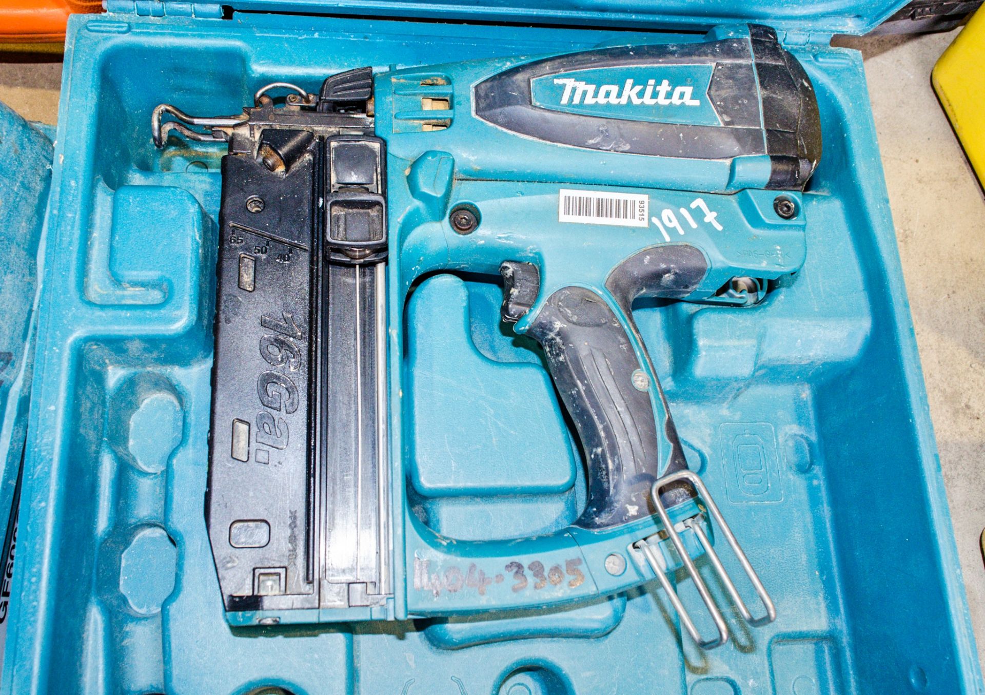 Makita cordless nail gun c/w carry case ** No battery or charger **