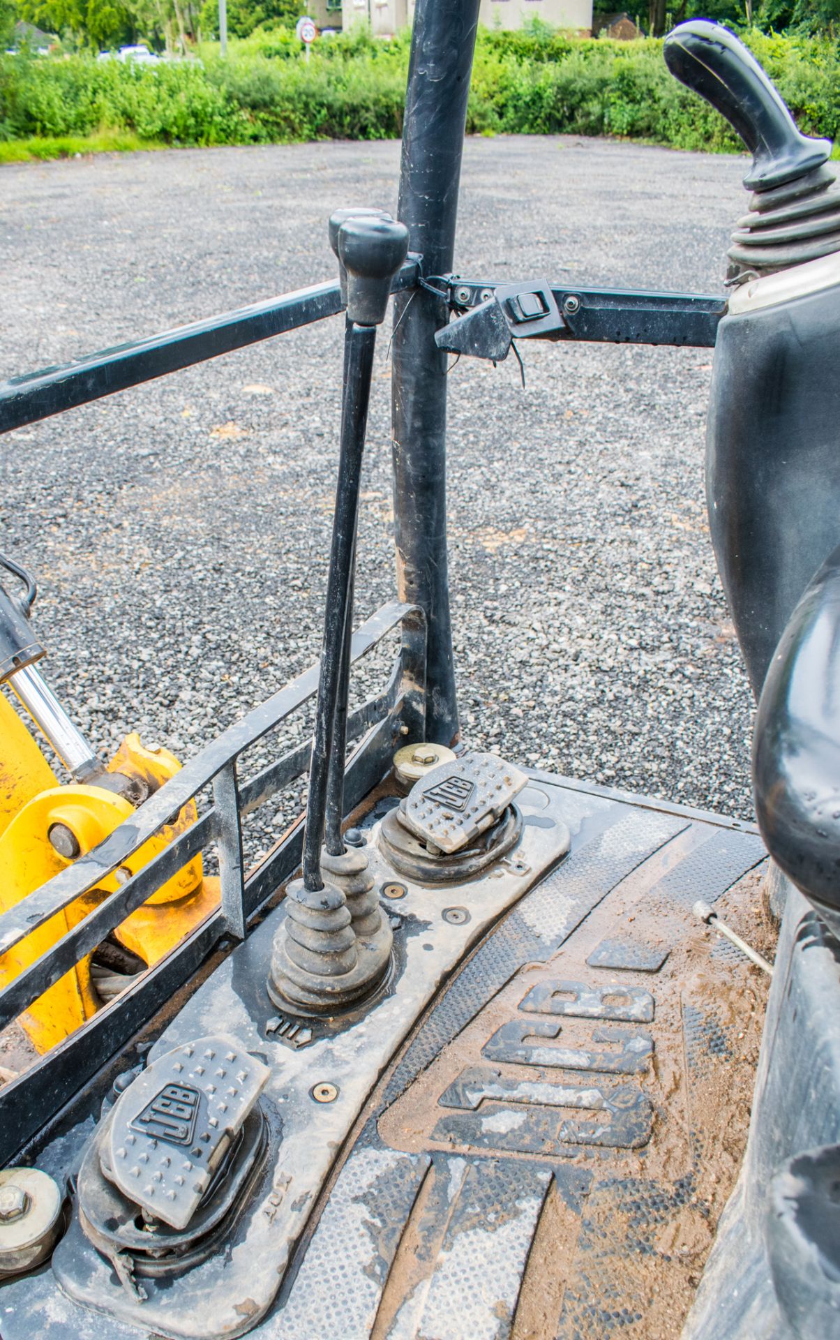 JCB 8014 CTS 1.4 tonne rubber tracked mini excavator Year: 2014 S/N: 70517 Recorded Hours: 1943 - Image 16 of 18