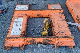 Fork lift lifting attachement  A