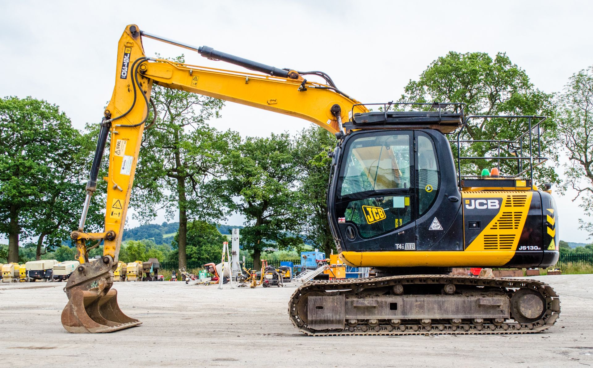 JCB JS 130 LC 13 tonne steel tracked excavator  Year: 2014 S/N: 2134021 Recorded Hours: 7286 - Image 7 of 21