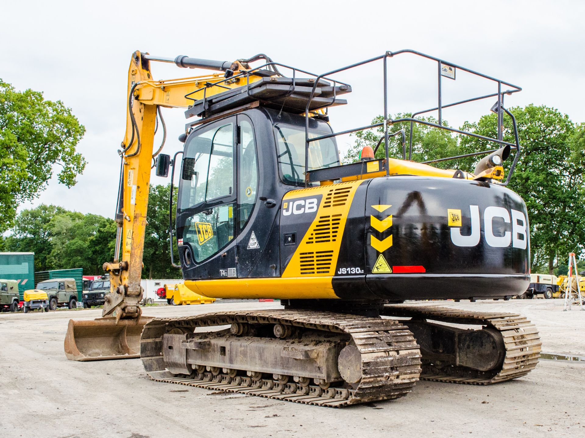 JCB JS 130 LC 13 tonne steel tracked excavator  Year: 2014 S/N: 2134021 Recorded Hours: 7286 - Image 4 of 21