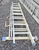 Triple stage extending aluminium ladder