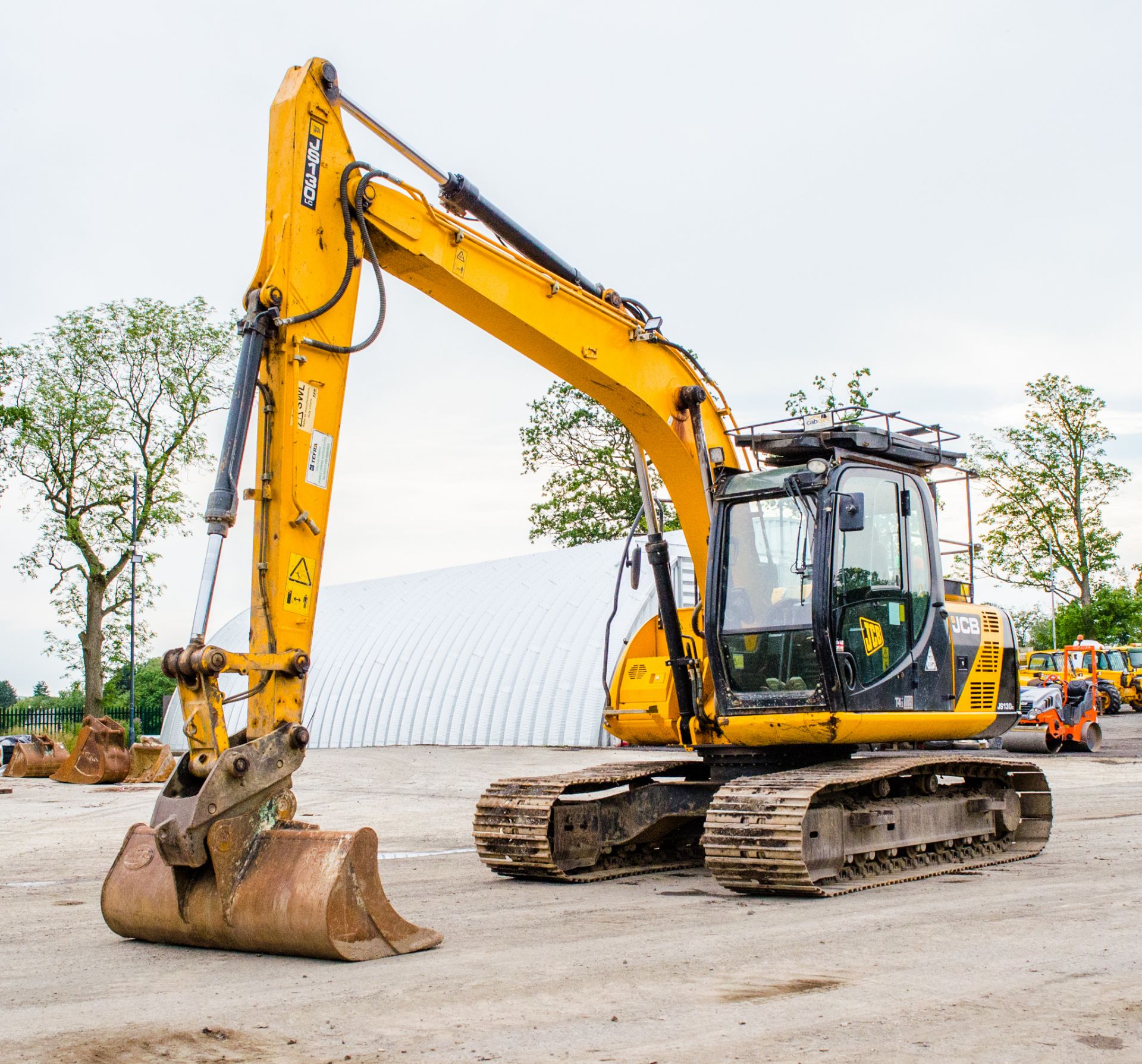 JCB JS 130 LC 13 tonne steel tracked excavator  Year: 2014 S/N: 2134021 Recorded Hours: 7286