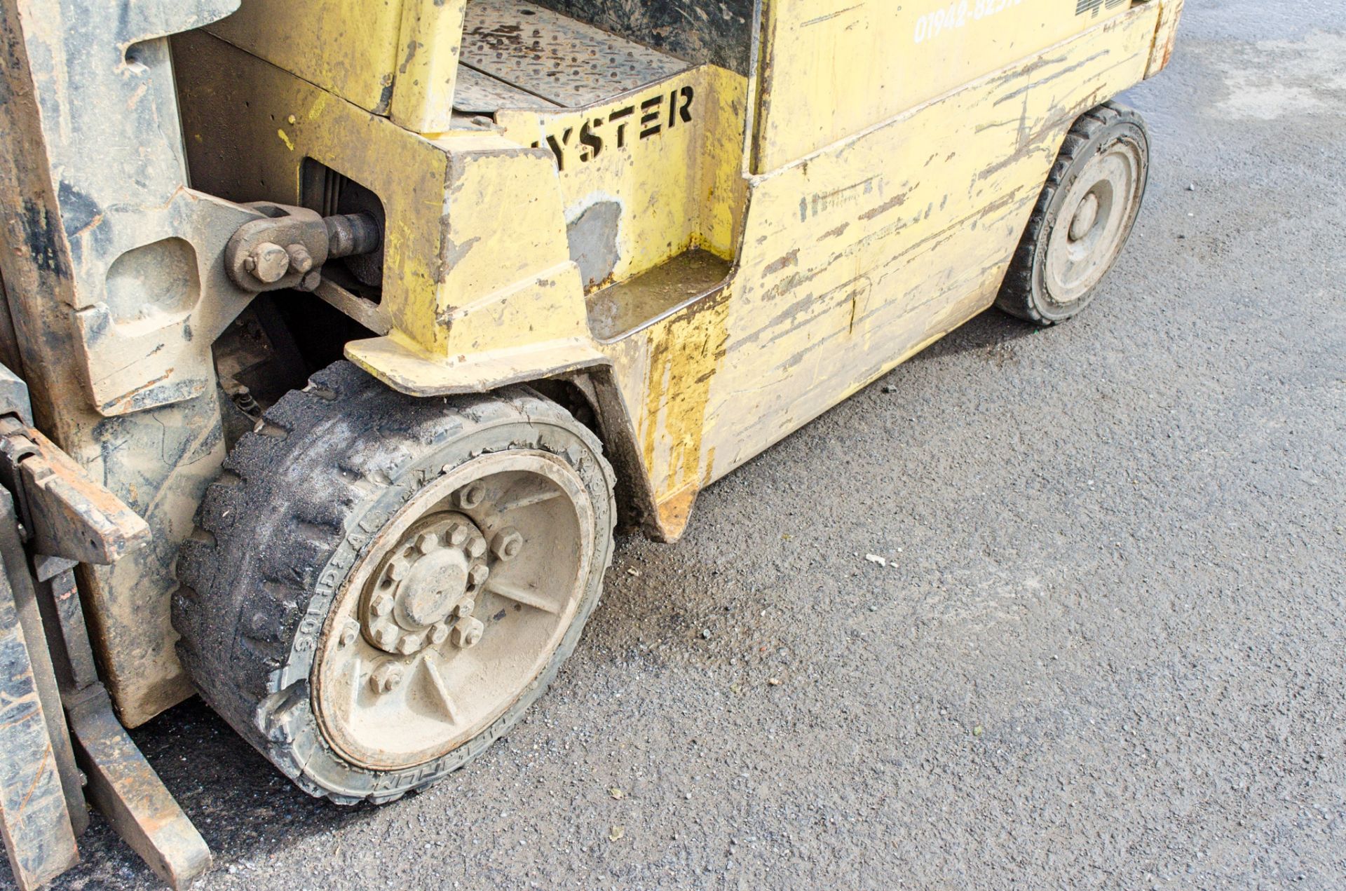 Hyster E4.00 XL 4 tonne battery electric fork lift truck S/N: 37675 Recorded Hours: Not displayed ( - Image 13 of 13