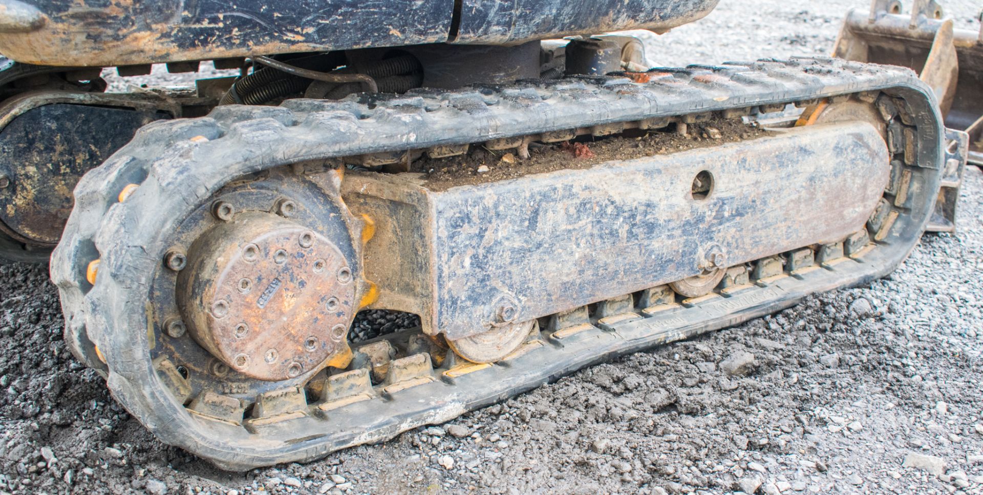 Kubota K008-3 0.8 tonne rubber tracked excavator Year: 2008 S/N: 10227 22760072 R/H: 2661 blade, - Image 10 of 17