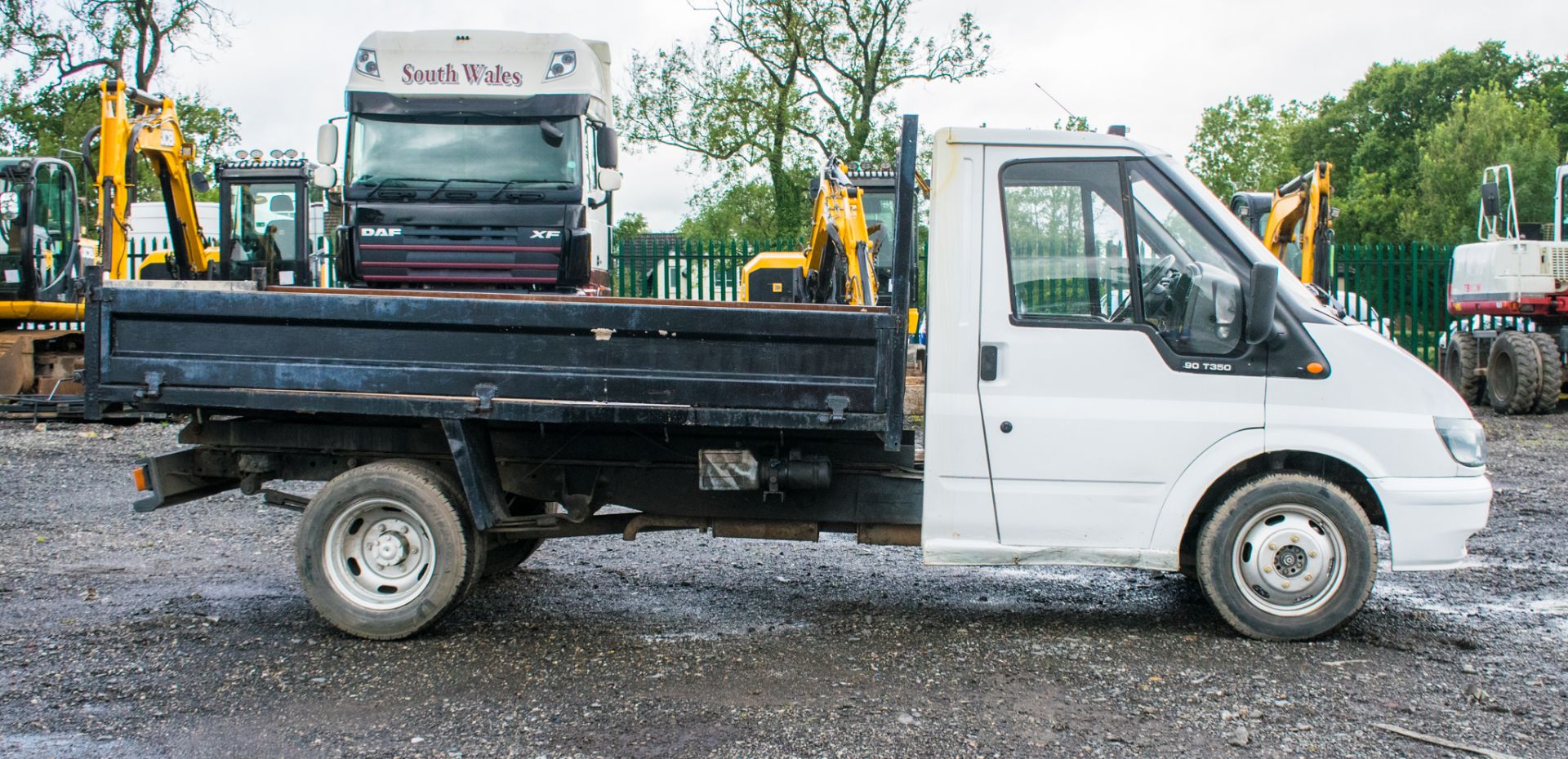 Ford Transit T90 350 single cab tipper Registration Number: ND55 CDV Date of Registration: 24/11/ - Image 8 of 19