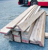 Quantity of scaffold boards as photo'd
