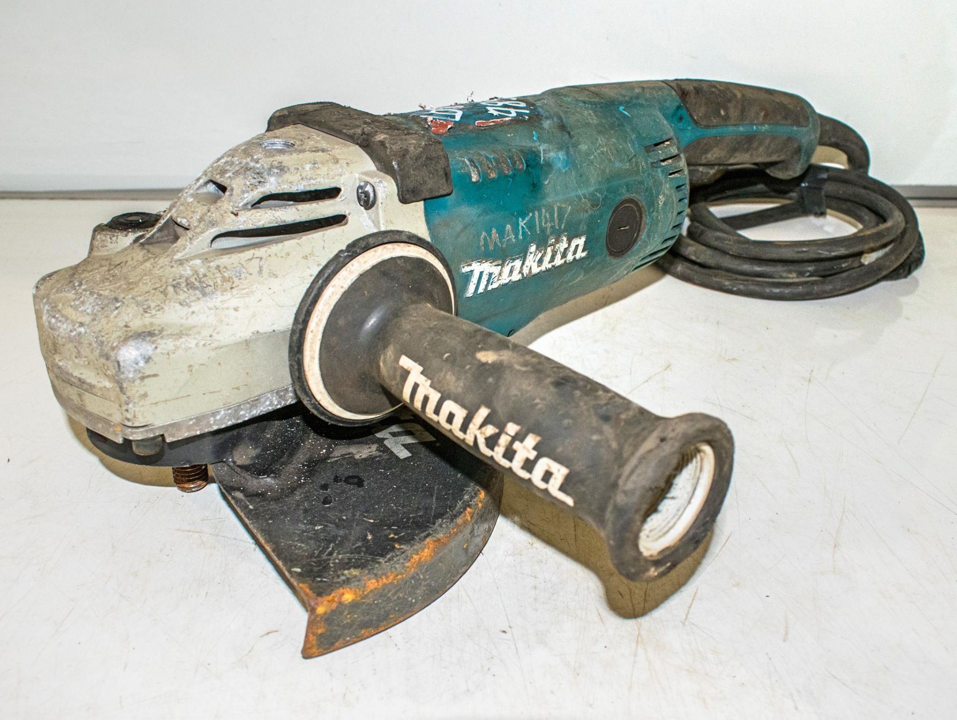 Makita 110v 230mm angle grinder