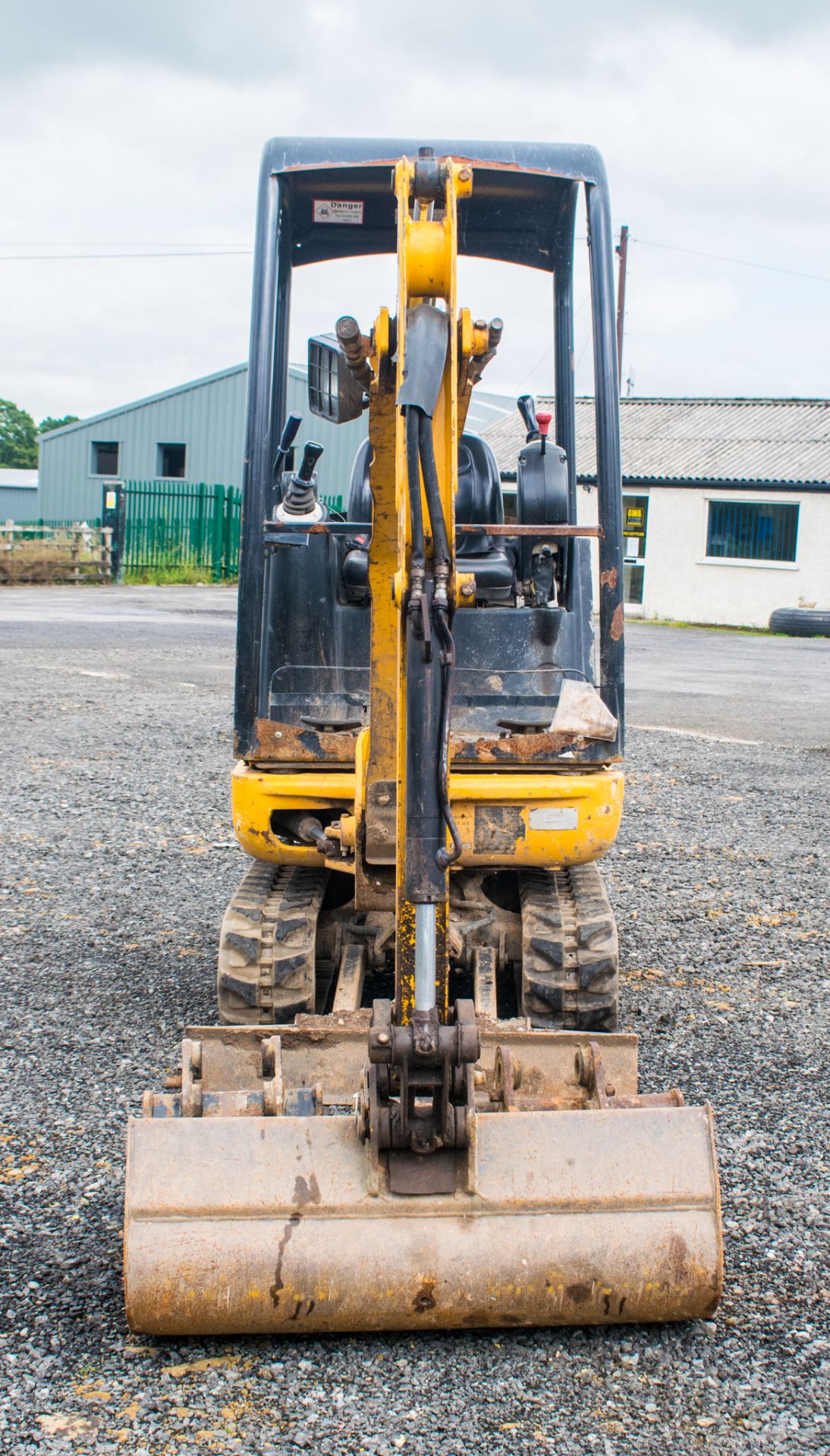 JCB 8014 CTS 1.4 tonne rubber tracked mini excavator  Year: 2014 S/N: 70511 Recorded Hours: 2221 - Image 5 of 17