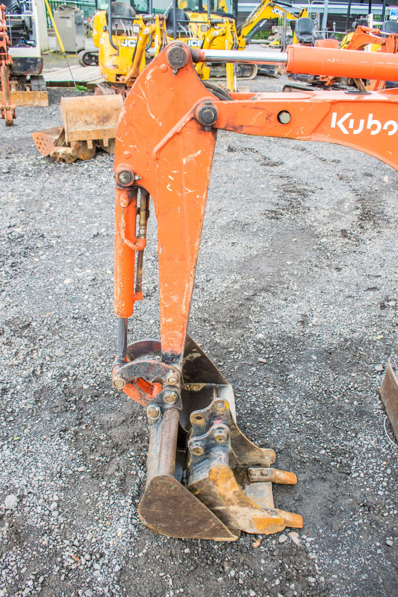 Kubota K008-3 0.8 tonne rubber tracked excavator Year: 2008 S/N: 10227 22760072 R/H: 2661 blade, - Image 13 of 17