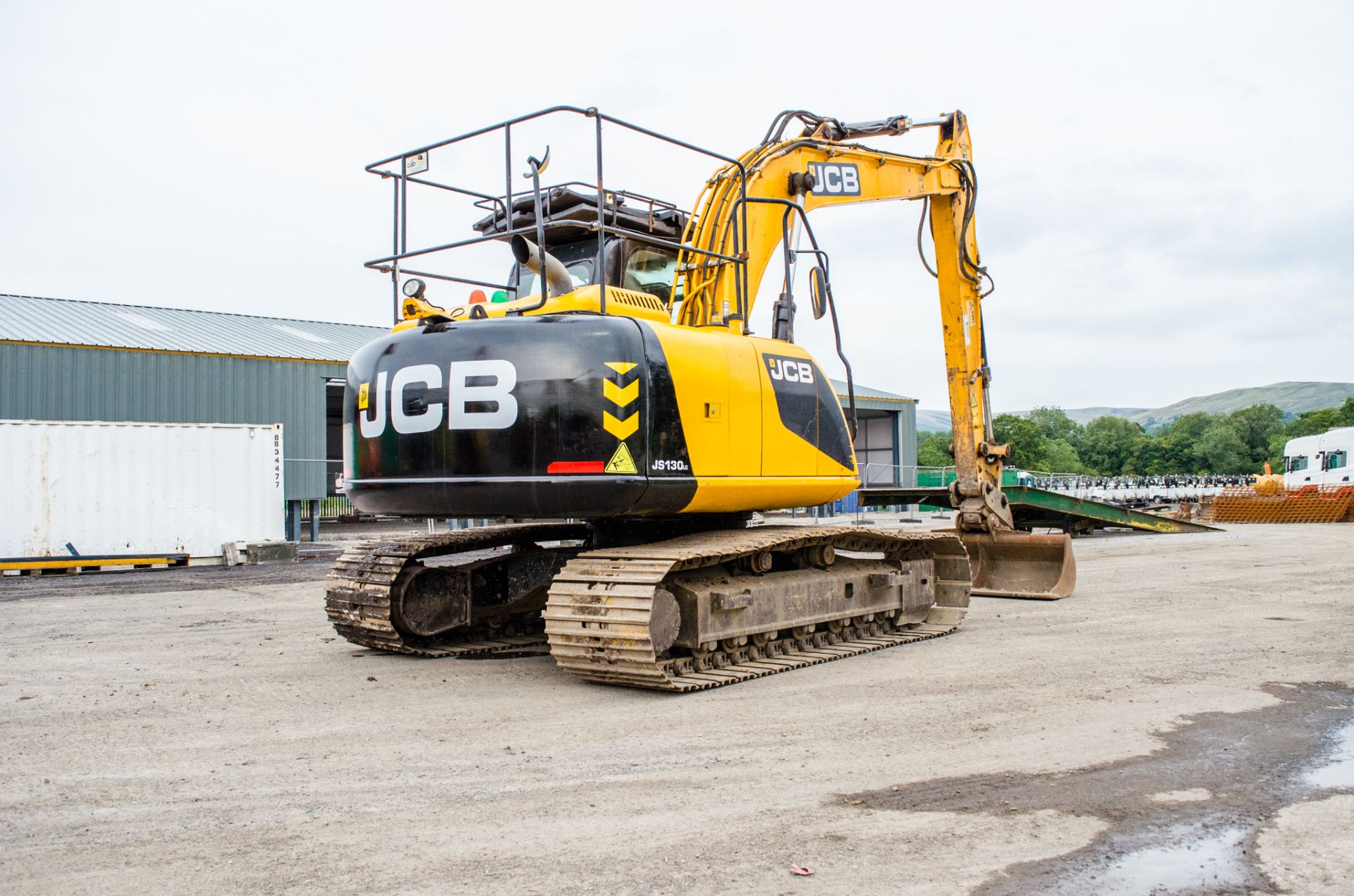 JCB JS 130 LC 13 tonne steel tracked excavator  Year: 2014 S/N: 2134021 Recorded Hours: 7286 - Image 3 of 21