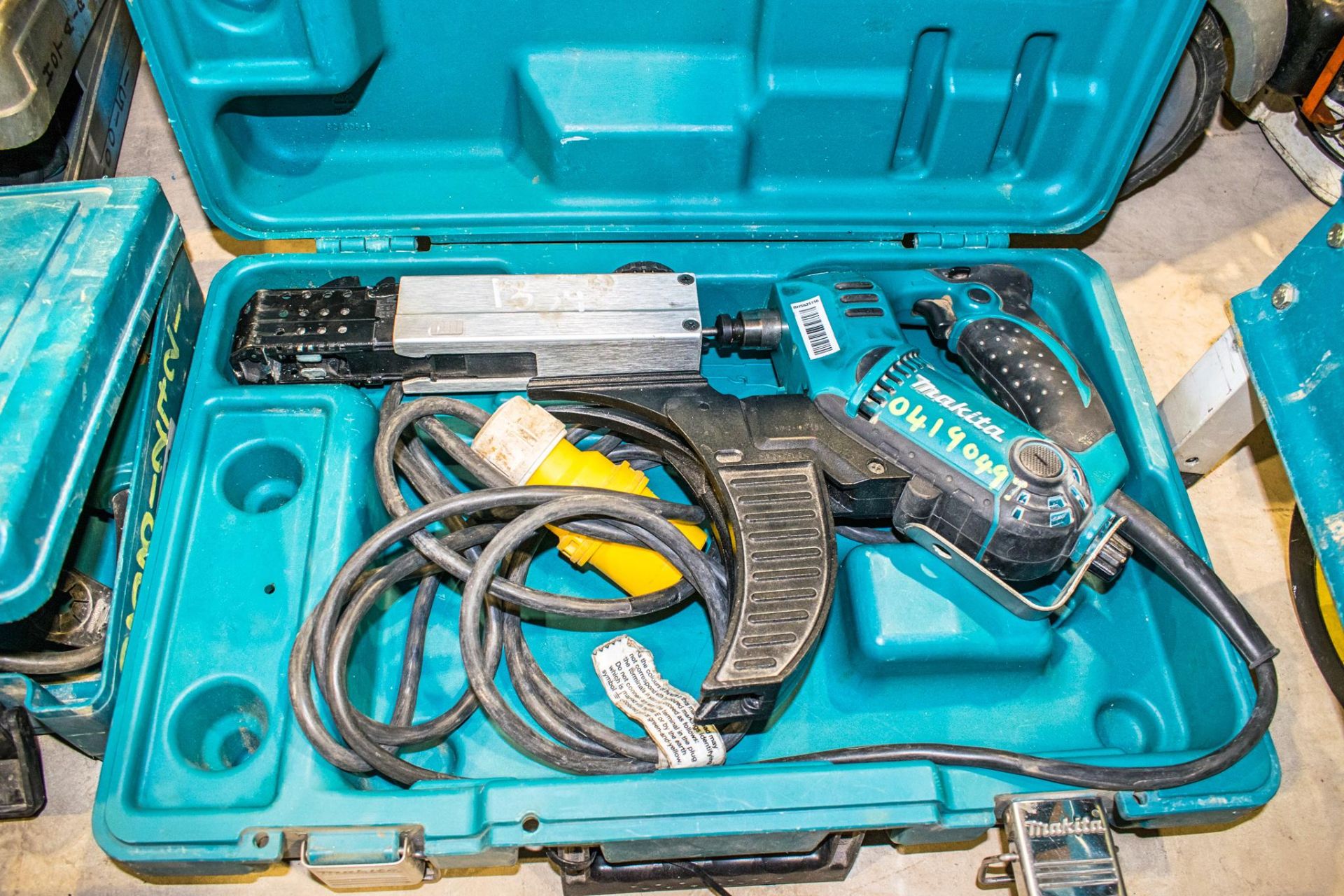 Makita 110v screwgun c/w carry case