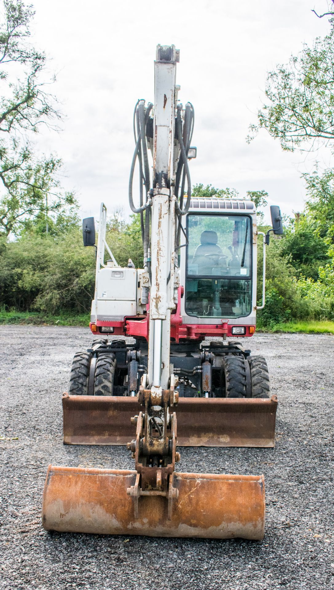 Takeuchi TB 175W 7.5 tonne wheeled excavator Year: 2010 S/N: 175400387 Recorded Hours: 7917 piped, - Image 5 of 20