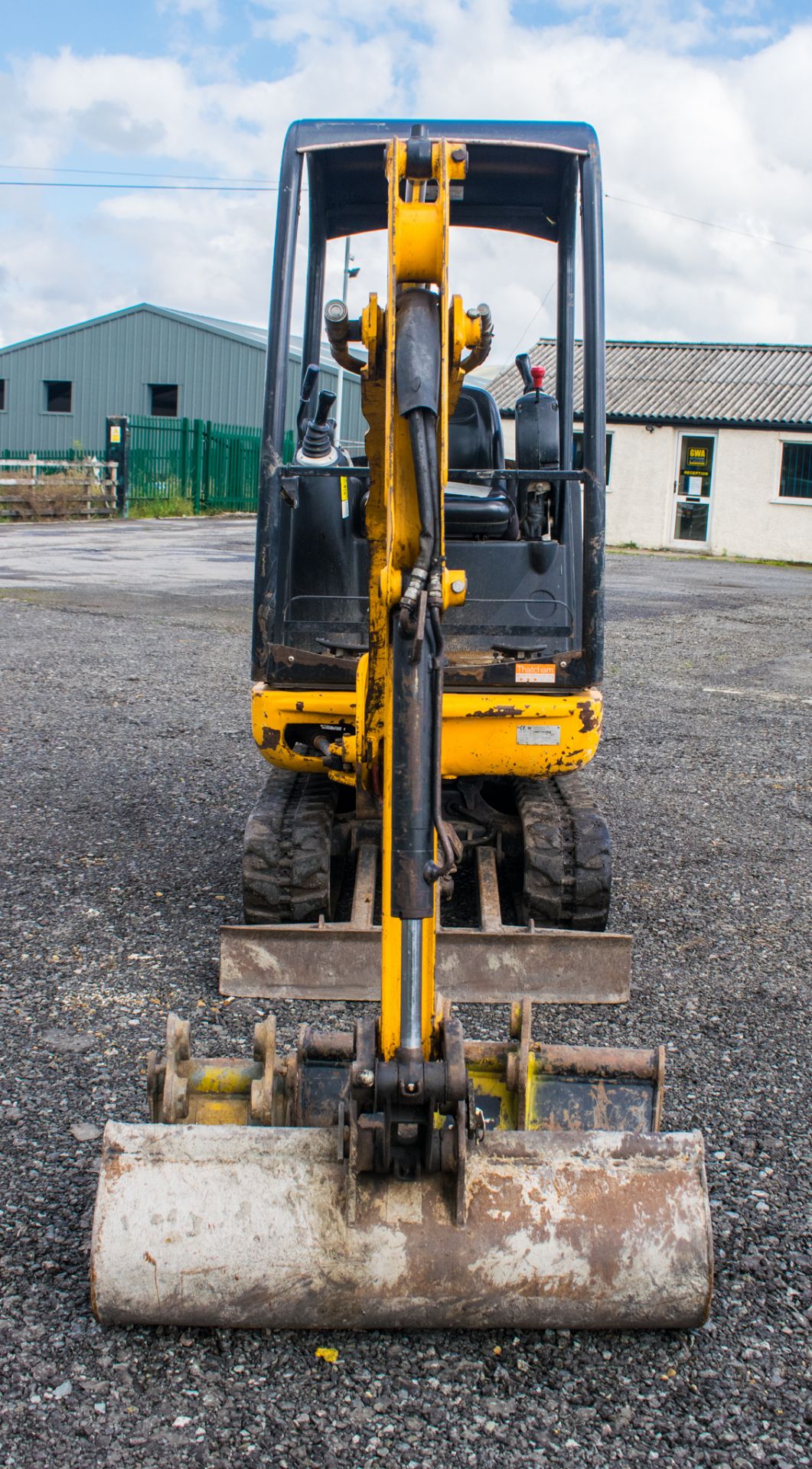 JCB 8014 CTS 1.4 tonne rubber tracked mini excavator  Year: 2014 S/N: 070516 Recorded Hours: 1482 - Image 5 of 18