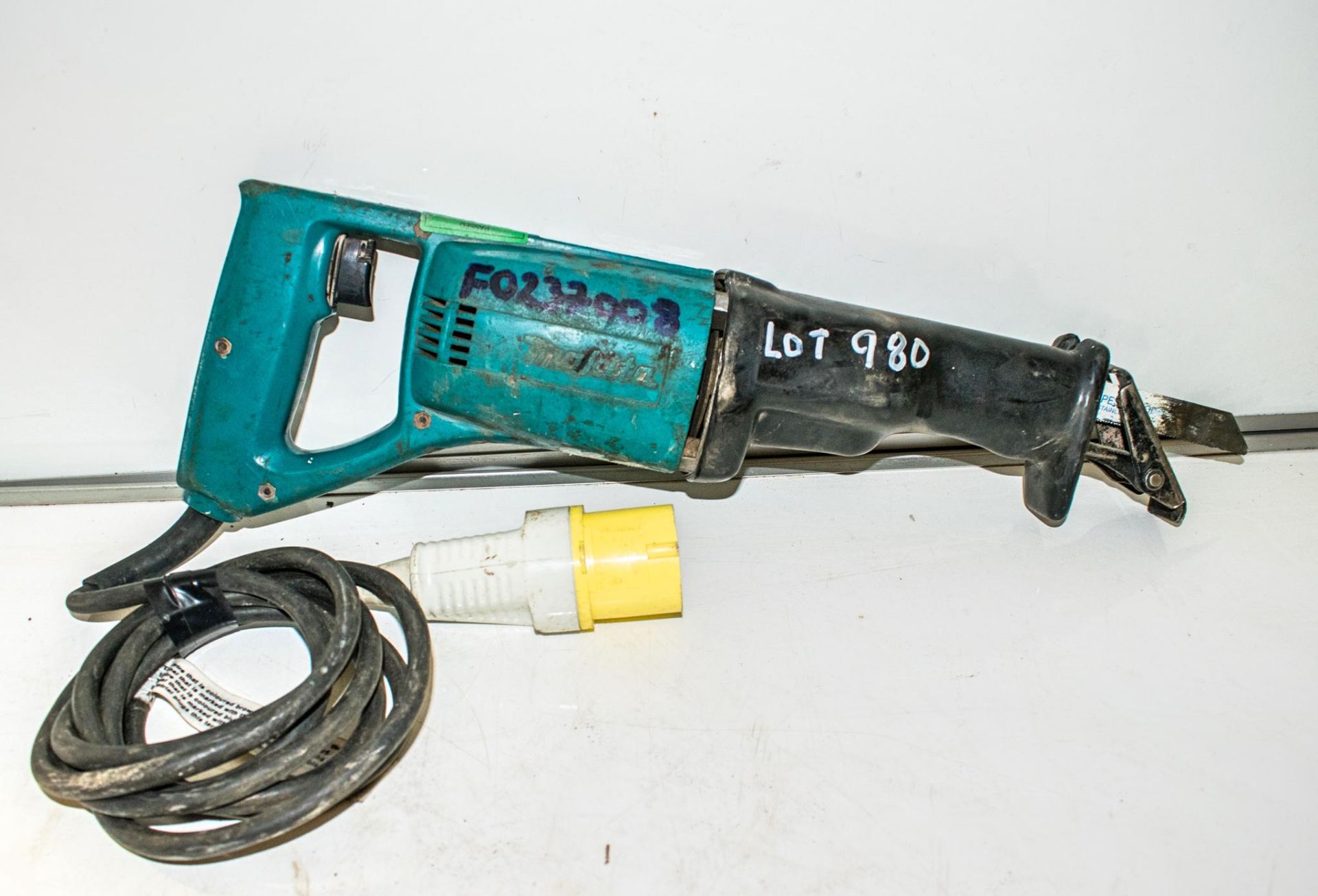 Makita 110v reciprocating saw