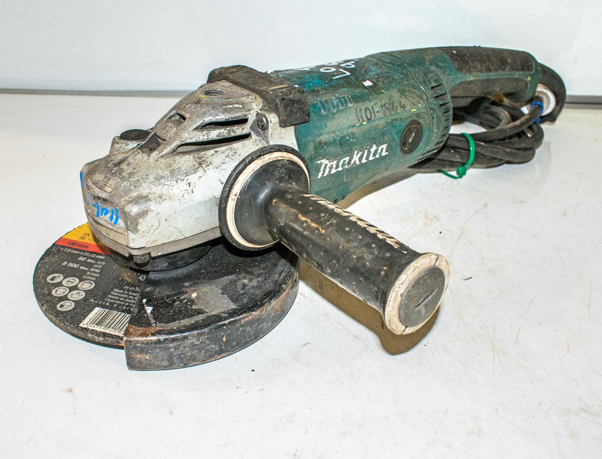 Makita 110v 230mm angle grinder