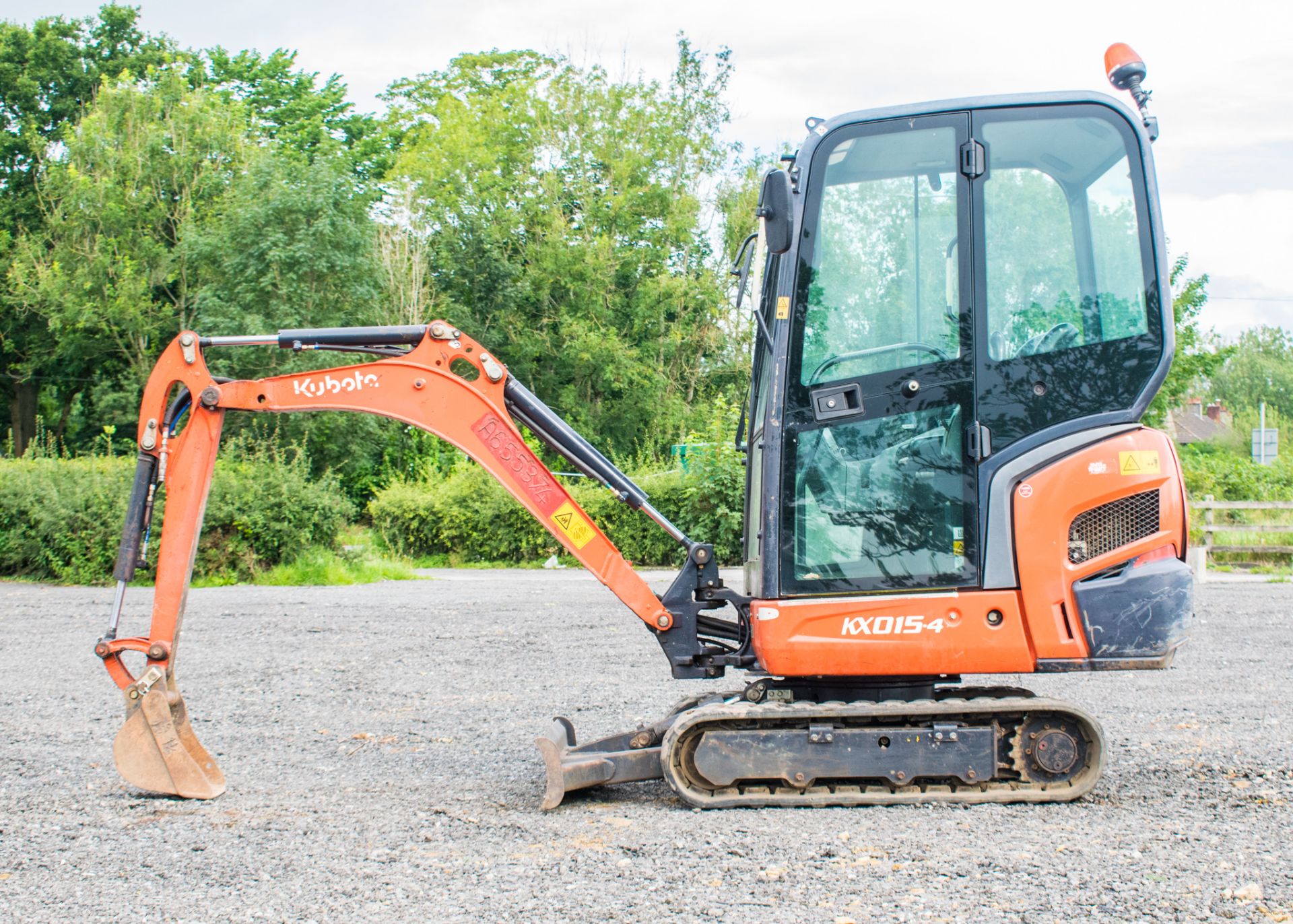 Kubota KX015.4 1.5 tonne rubber tracked mini excavator  Year: 2014 S/N: 57909 Recorded Hours: 1241 - Image 7 of 18