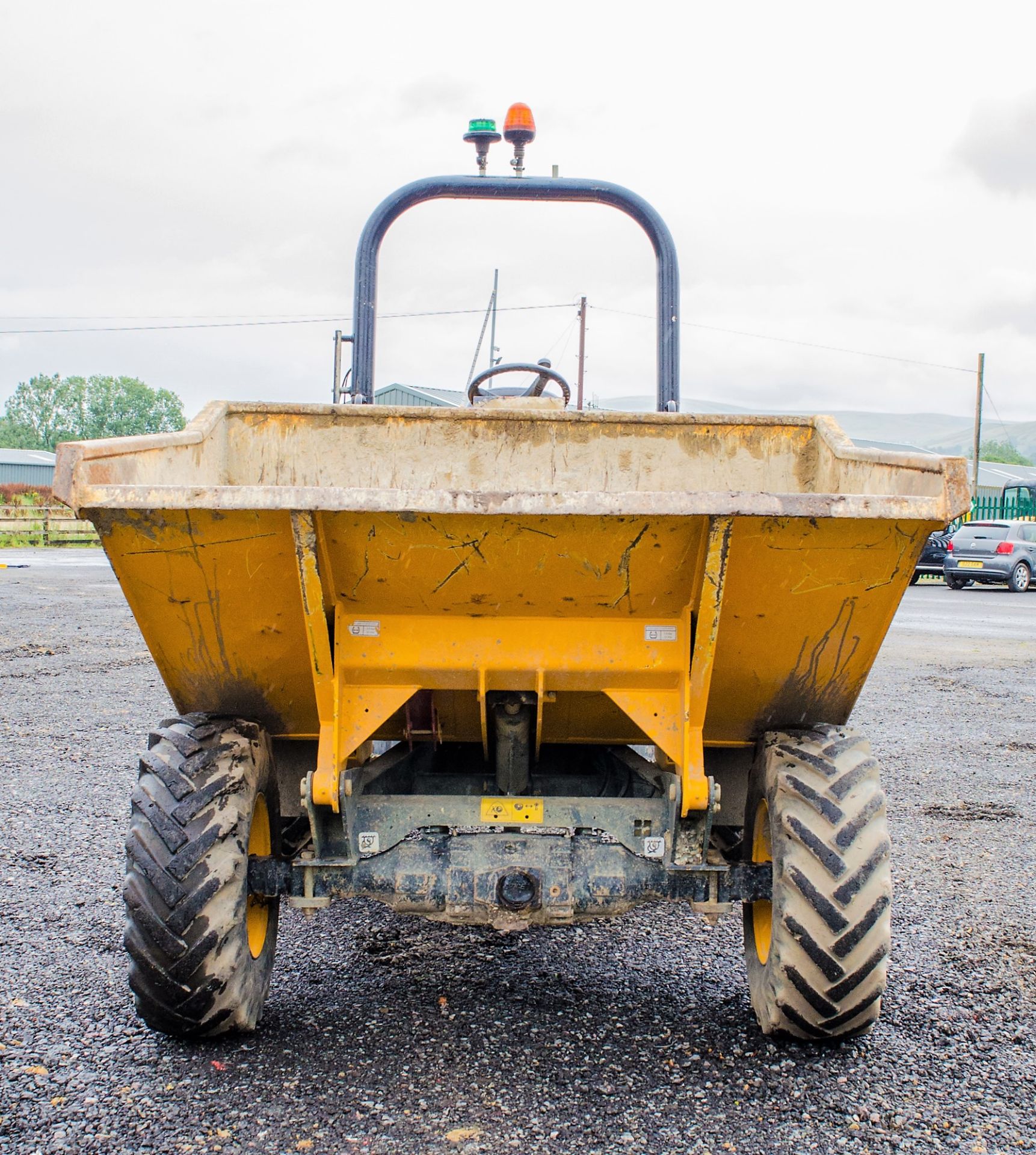 Terex TA3 3 tonne straight skip dumper Year: 2017 S/N: EJHPA3531 Recorded Hours: 795 - Image 5 of 18