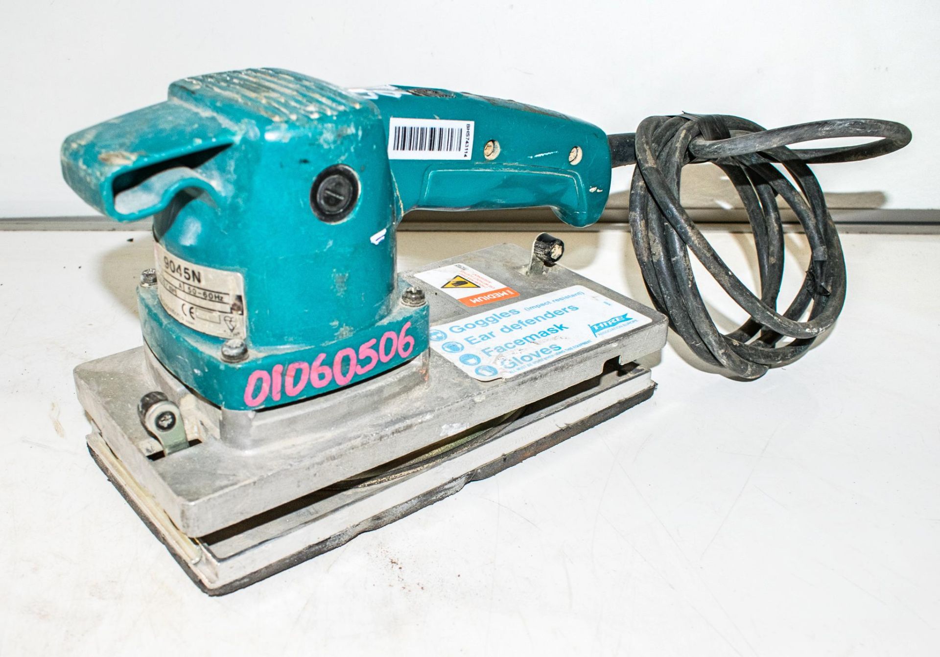 Makita 110v sander ** Plug cut off **