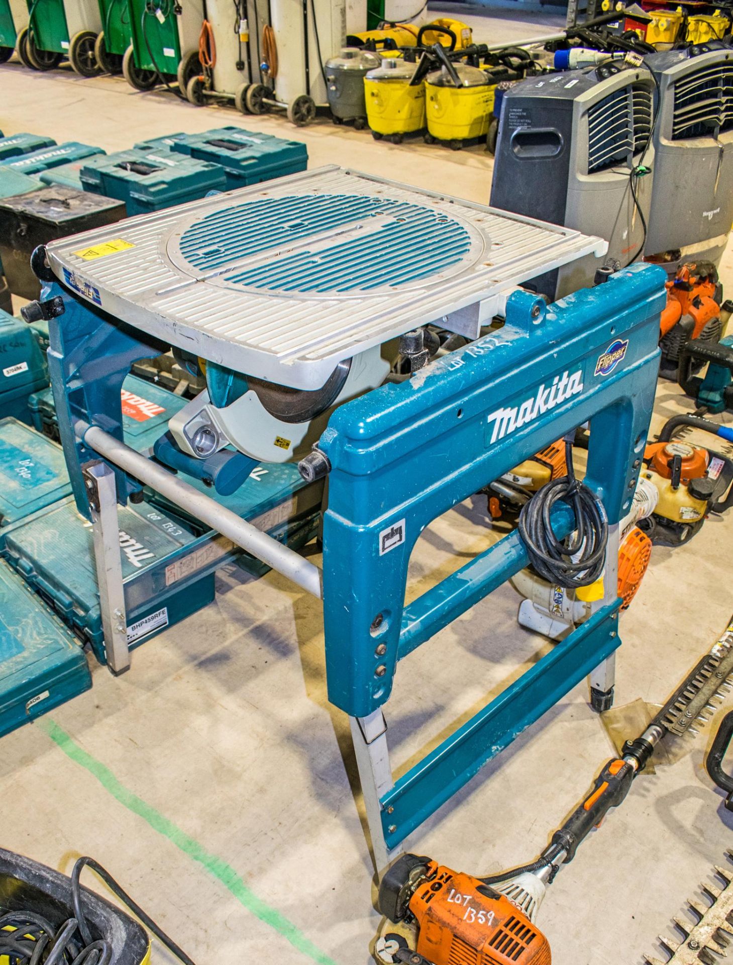 Makita 110v table saw