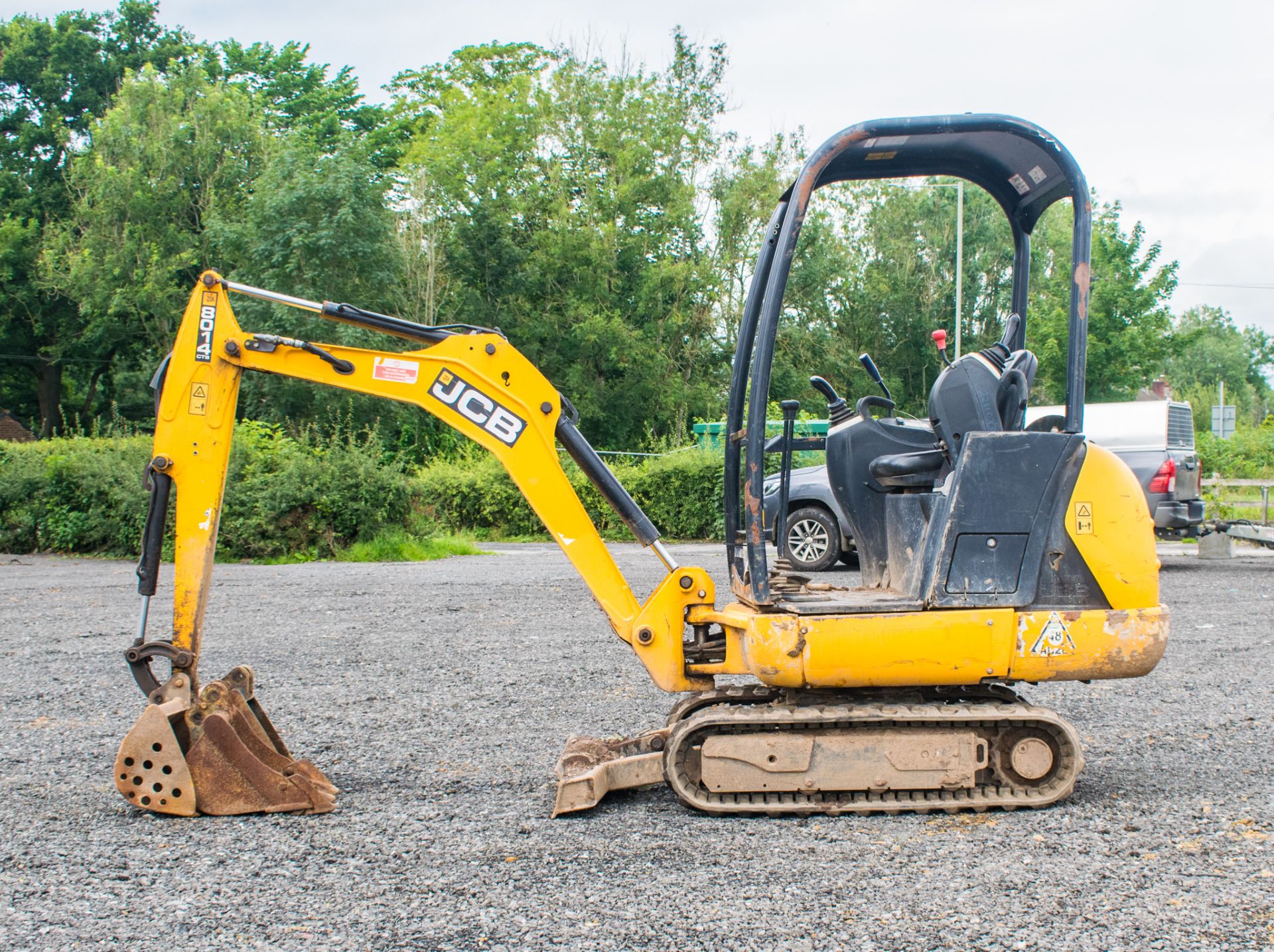 JCB 8014 CTS 1.4 tonne rubber tracked mini excavator  Year: 2014 S/N: 70511 Recorded Hours: 2221 - Image 8 of 17
