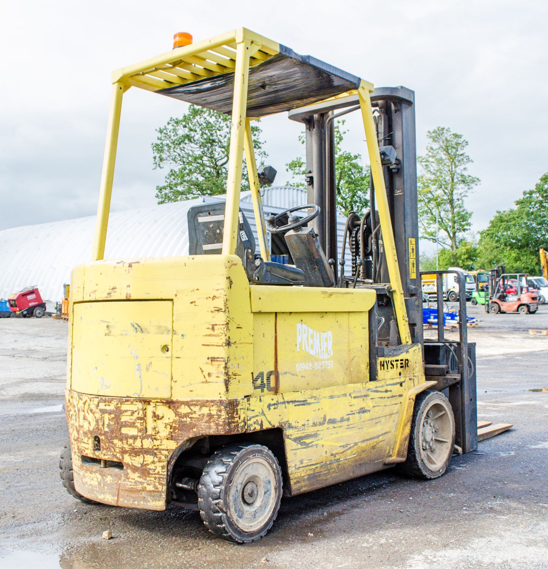 Hyster E4.00 XL 4 tonne battery electric fork lift truck S/N: 37675 Recorded Hours: Not displayed ( - Image 3 of 13